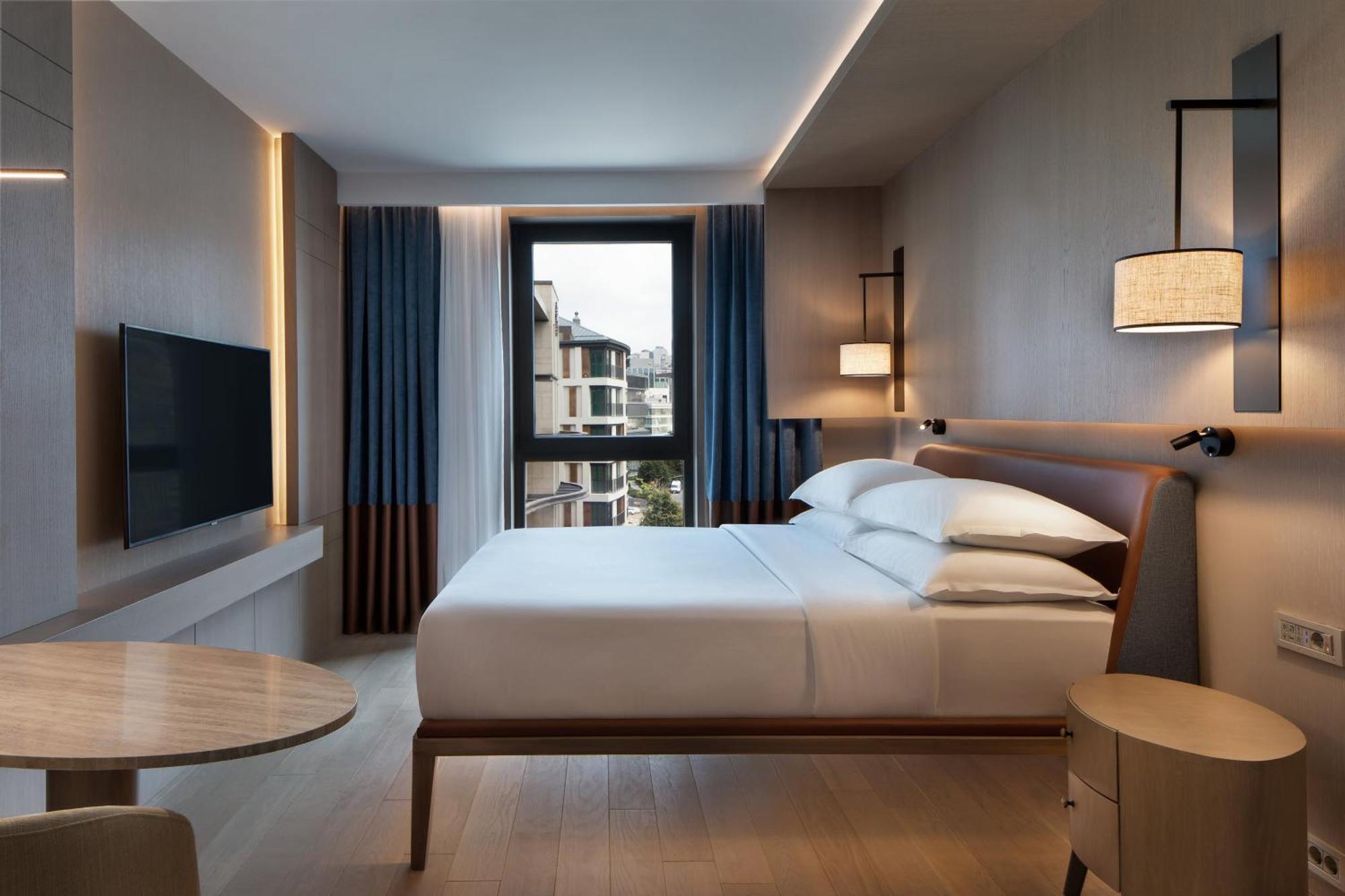 Sheraton Istanbul City Center Exterior photo